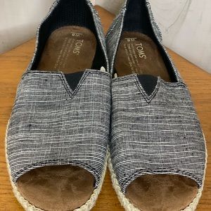 TOMS